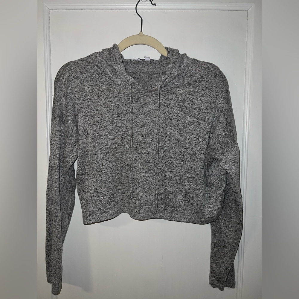 Fashion Nova soft grey cropped hoodie size medium